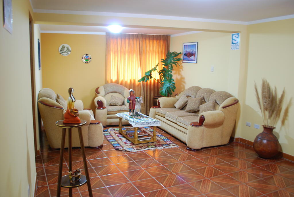 Morales Guest House 瓦拉斯 外观 照片