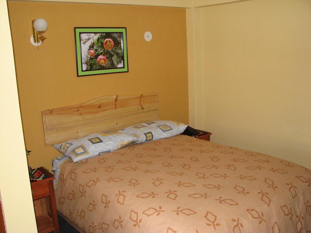 Morales Guest House 瓦拉斯 外观 照片