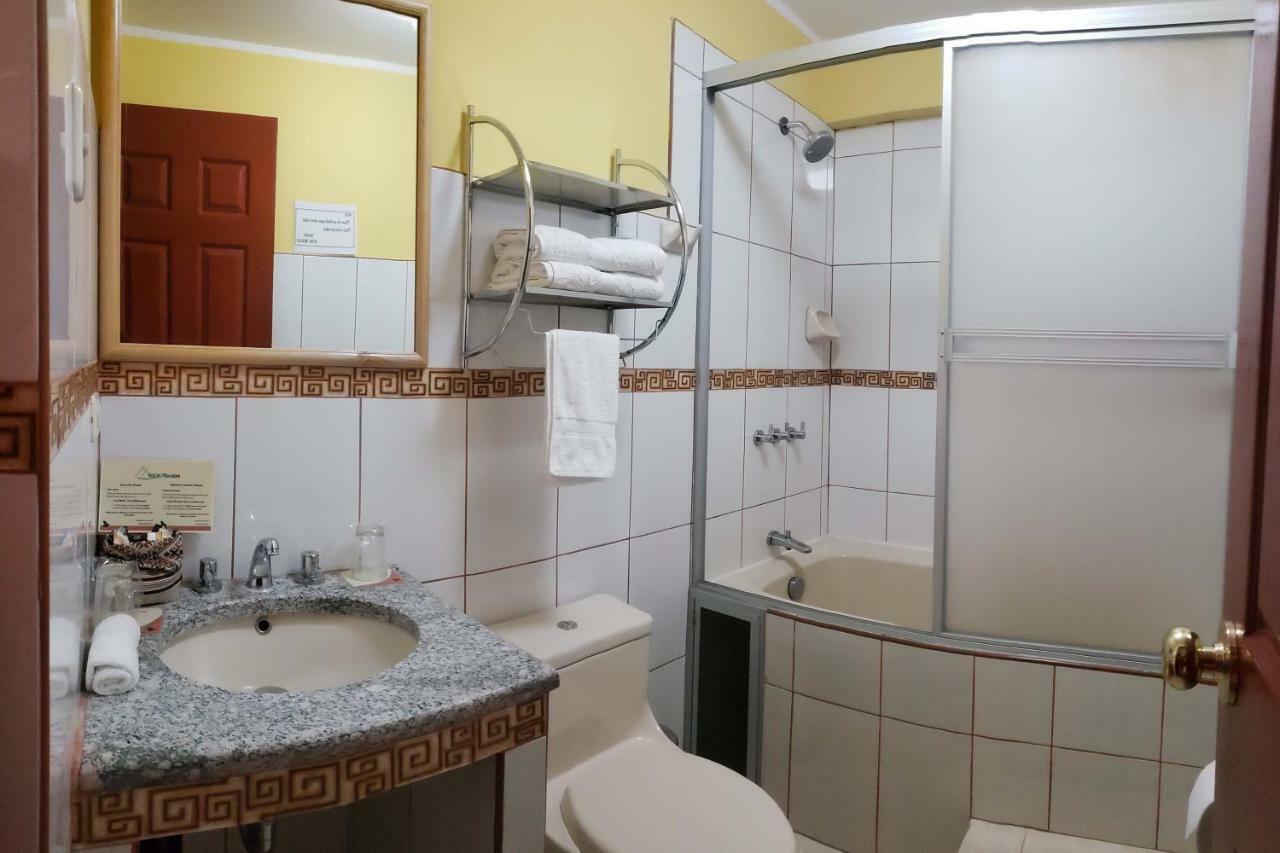 Morales Guest House 瓦拉斯 外观 照片