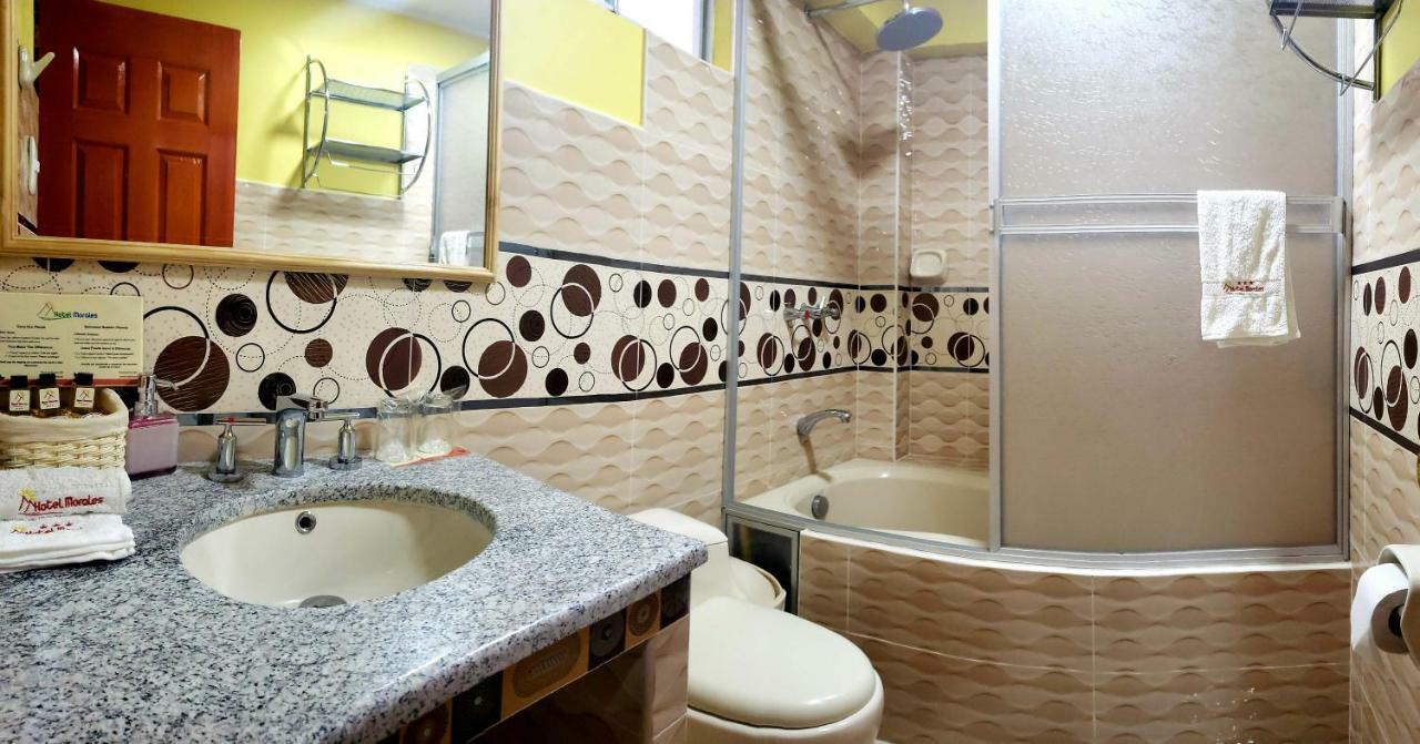 Morales Guest House 瓦拉斯 外观 照片